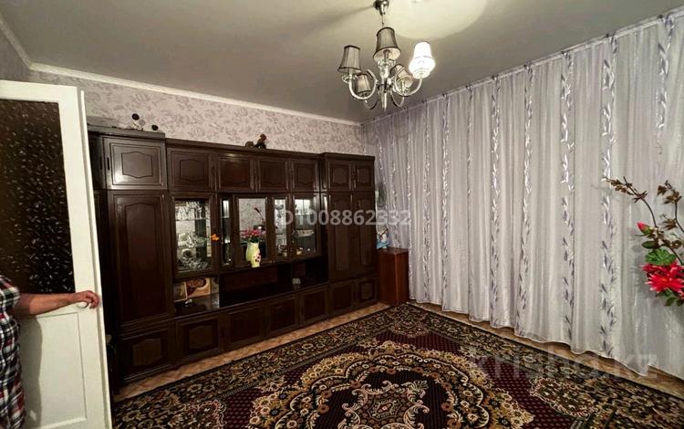 3-комнатная квартира · 70 м² · 1/2 этаж, Молдагуловой 77 — Парк воинов интернациолистов за 18 млн ₸ в Экибастузе — фото 3