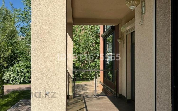 4-бөлмелі пәтер · 175 м² · 1/3 қабат, Мерген 91, бағасы: 350 млн ₸ в Алматы, Бостандыкский р-н — фото 2