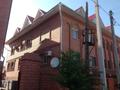 Отдельный дом • 8 комнат • 630 м² • 8 сот., Мкр Каспий за 170 млн 〒 в Атырау — фото 2