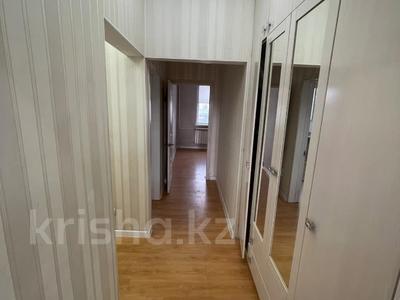 3-комнатная квартира · 70 м² · 8/9 этаж, мкр Алмагуль 16/1 за 57 млн ₸ в Алматы, Бостандыкский р-н