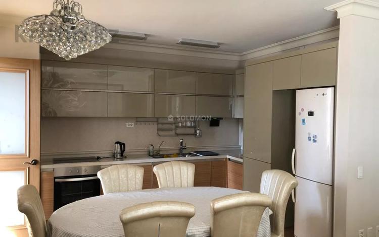 3-комнатная квартира, 145 м² помесячно, Аскарова за 850 000 〒 в Алматы, Бостандыкский р-н — фото 14