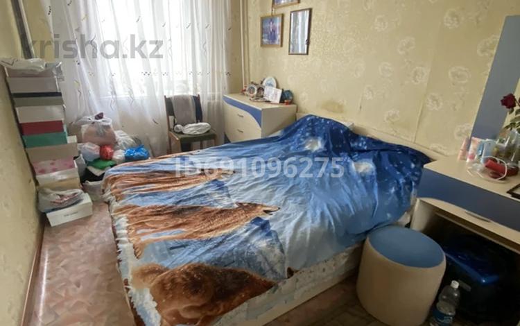 3-комнатная квартира · 66 м² · 8/9 этаж, мкр Юго-Восток, 30й микрорайон 3/2 — Полиции, скорая помощь за 20.6 млн ₸ в Караганде, Казыбек би р-н — фото 2