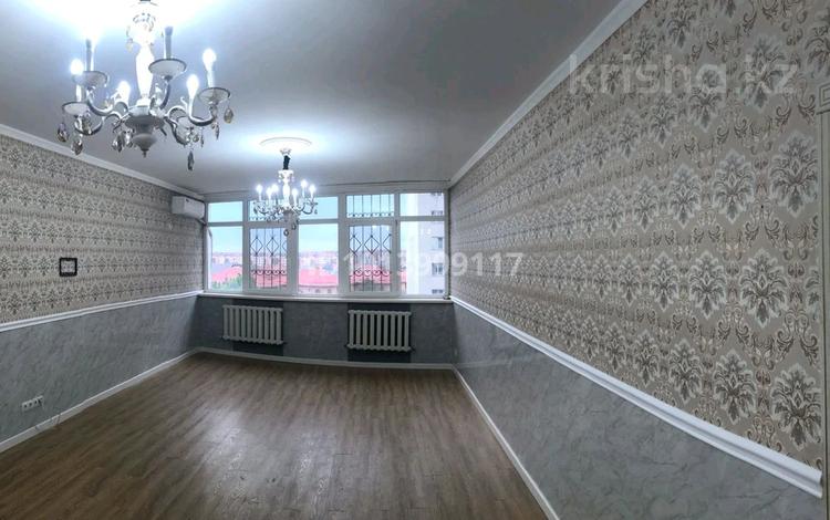 3-бөлмелі пәтер · 96 м² · 5/12 қабат, Шұғыла ш/а., Жуалы 1, бағасы: 55 млн ₸ в Алматы, Наурызбайский р-н — фото 2