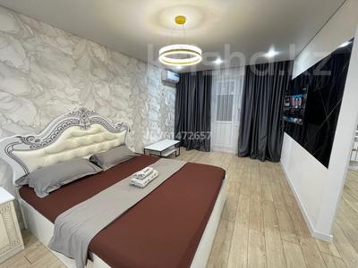 1-комнатная квартира · 34 м² · 2/5 этаж, Алашахана 23 за 15 000 〒 в Жезказгане