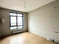4-комнатная квартира · 160 м² · 13/20 этаж, ул. Жүмекен Нәжімеденов 2 за 210 млн ₸ в Астане, Сарайшык р-н — фото 30