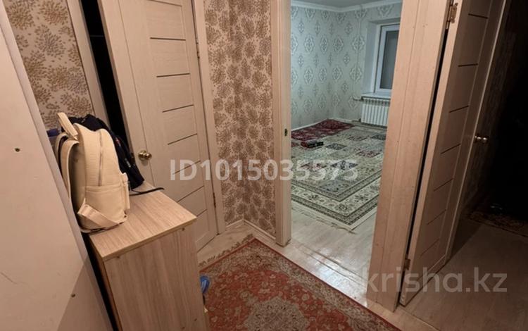 2-бөлмелі пәтер · 50 м² · 4/5 қабат, 27-ш/а. 75 — Мечеть, супермаркет анвар, алтын фуд, нұр, школа, #44, 46 садик, тд достык, больница, роддом, бағасы: 10 млн ₸ в Актау, 27-й мкр — фото 2