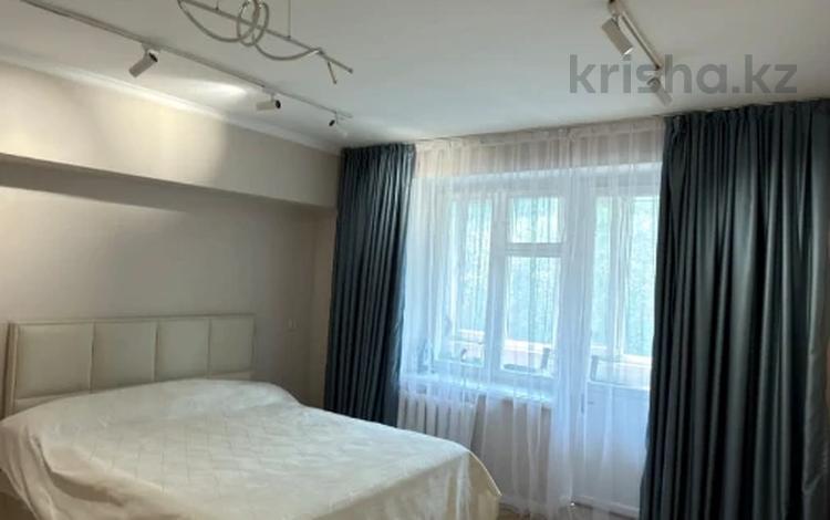1-бөлмелі пәтер · 45 м² · 4/5 қабат, Көктем-2 ш/а., бағасы: 41.6 млн ₸ в Алматы, Бостандыкский р-н — фото 18