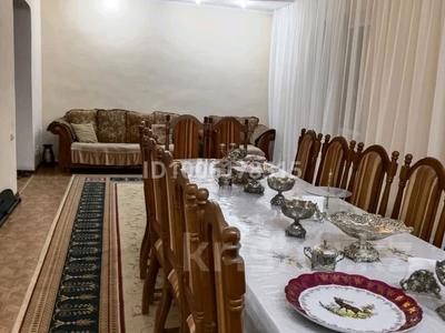 Отдельный дом · 17 комнат · 570.9 м² · 18.7 сот., Глинки 69 — Рыскулова за 230 млн 〒 в Семее