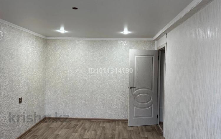 2-комнатная квартира · 46 м² · 2/5 этаж, Ауэзова 29 за 9.5 млн ₸ в Аксу — фото 2
