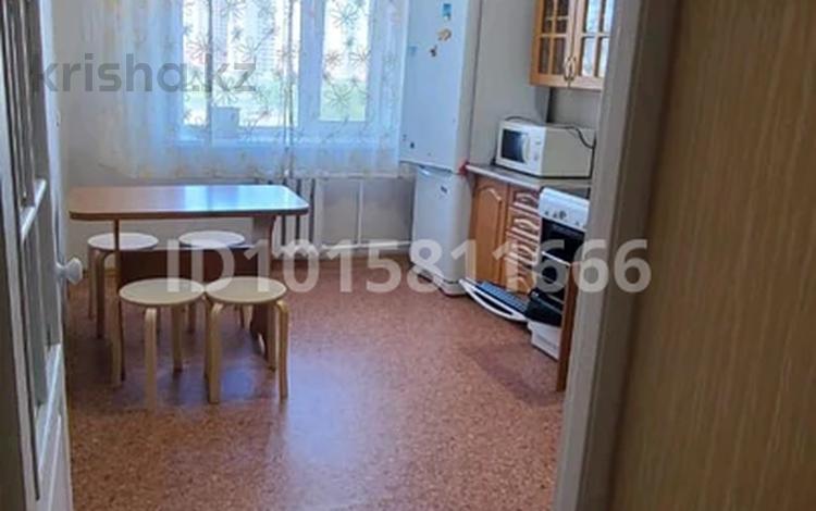 2-комнатная квартира · 60 м² · 4/10 этаж, Сарыарка 31 за 220 000 ₸ в Караганде, Казыбек би р-н — фото 2