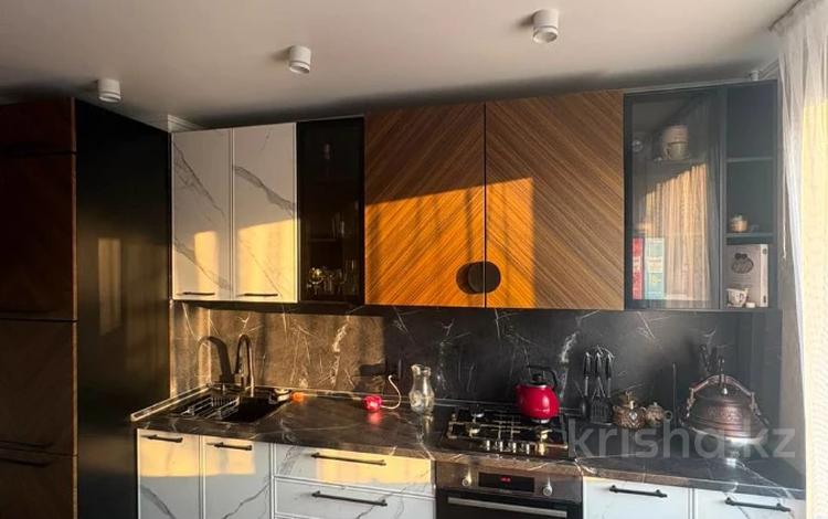 3-бөлмелі пәтер · 65.7 м² · 4/5 қабат, Карбышева 49, бағасы: 29 млн ₸ в Костанае — фото 2