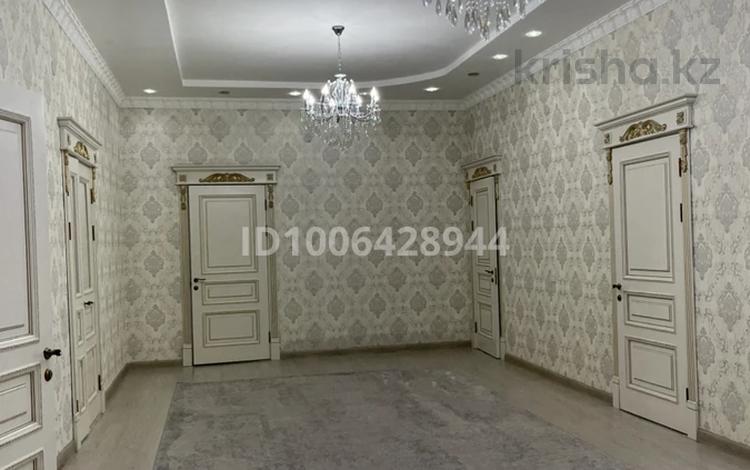 Жеке үй · 7 бөлме · 200 м² · 8 жүзд., Тұран ш/а, Мкр Туран улица Силети 23, бағасы: 68 млн ₸ в Шымкенте, Каратауский р-н — фото 2