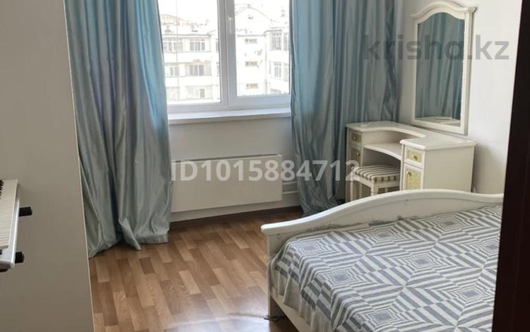 3-комнатная квартира · 74 м² · 9/9 этаж, Райымбека 241 — Райымбека Павленко за 400 000 ₸ в Алматы, Жетысуский р-н — фото 2