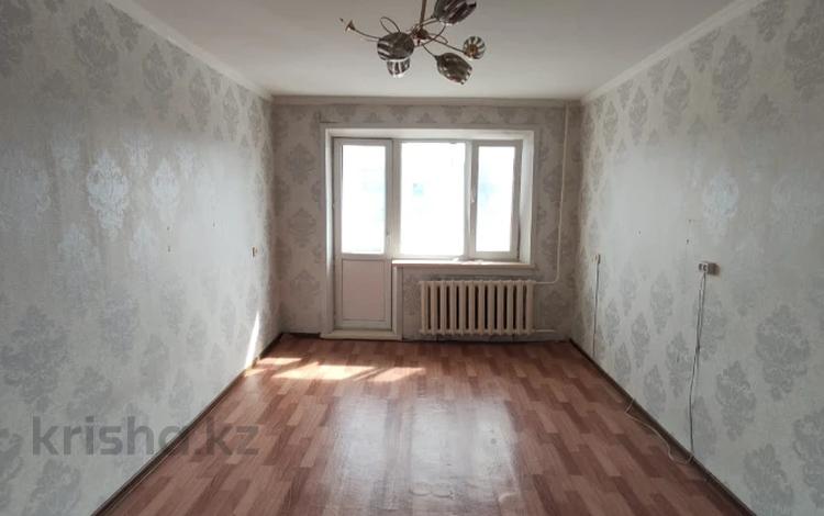 1-бөлмелі пәтер · 32 м² · 4/5 қабат, Строителей 22, бағасы: 6 млн ₸ в Аксу — фото 15