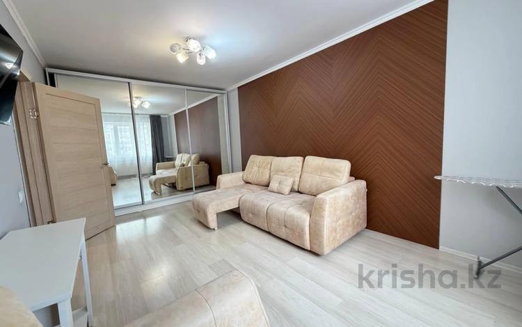 1-комнатная квартира · 37.5 м² · 14/15 этаж, Бектурова 4в за 24 млн ₸ в Астане, Есильский р-н — фото 2