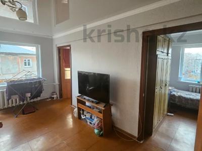 3-комнатная квартира · 48 м² · 5/5 этаж, Бурова 25/1 за 16.5 млн 〒 в Усть-Каменогорске