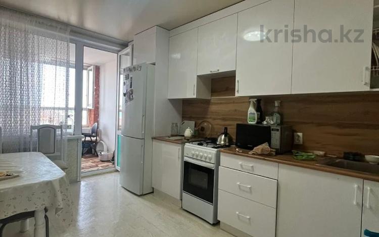 2-бөлмелі пәтер · 67 м² · 4/4 қабат, Береке шағын ауданы 11, бағасы: 27 млн ₸ в Костанае, Микрорайон Береке — фото 2
