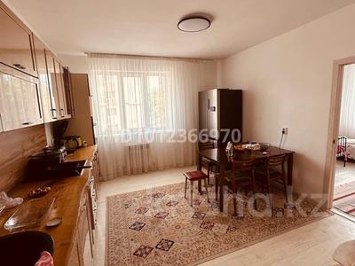 2-бөлмелі пәтер · 85 м² · 3/17 қабат, ул. Ораза Жандосова 150/3, бағасы: 380 000 ₸ в Алматы, Ауэзовский р-н