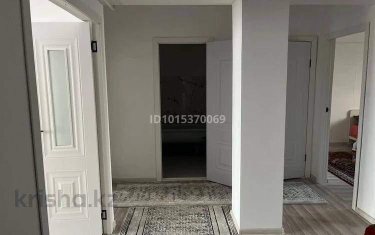 3-комнатная квартира · 90 м² · 4/5 этаж, мкр Улы Дала 122 за 150 000 ₸ в Таразе — фото 2