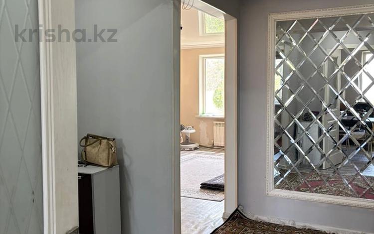 4-комнатная квартира · 80 м² · 5/5 этаж, мкр Акжар, Даулеткерея 152 за 36 млн ₸ в Алматы, Наурызбайский р-н — фото 2