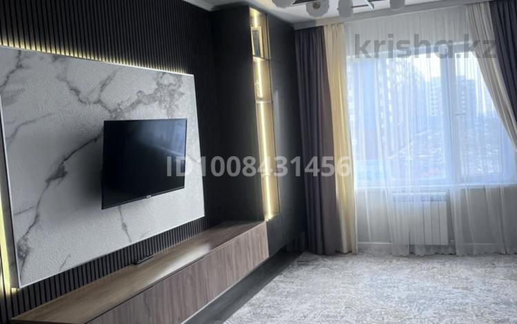 2-комнатная квартира · 65 м² · 5/12 этаж, мкр Туран , Мкр. Туран — Алатау батыр за 220 000 〒 в Шымкенте, Каратауский р-н — фото 3