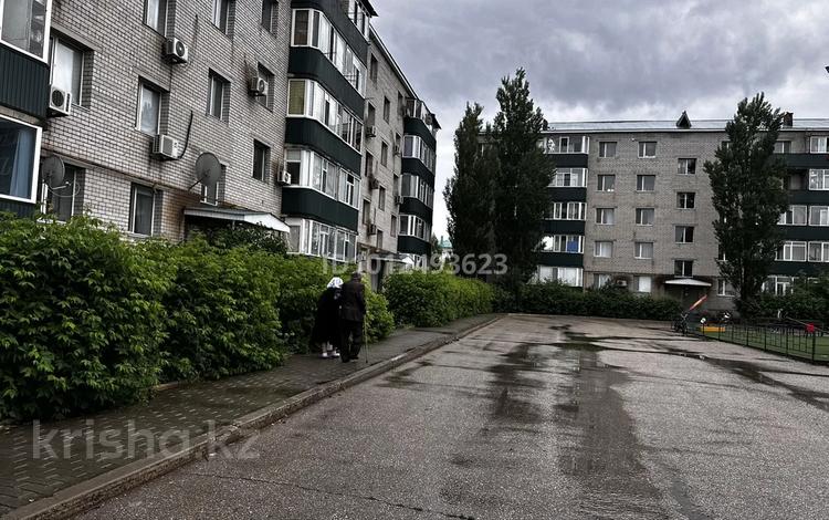 1-бөлмелі пәтер · 32 м² · 1/5 қабат, Алматы 3, бағасы: 7.7 млн ₸ в Актобе, жилой массив Жанаконыс — фото 5
