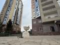 2-бөлмелі пәтер · 60 м² · 8/19 қабат, Сырым Датова 32/2, бағасы: 21.5 млн ₸ в Уральске