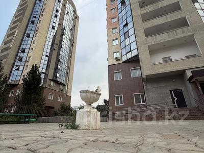 2-бөлмелі пәтер · 60 м² · 8/19 қабат, Сырым Датова 32/2, бағасы: 21.5 млн ₸ в Уральске