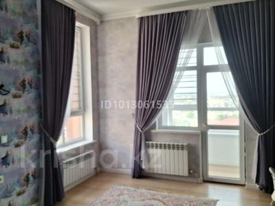 2-комнатная квартира · 82 м² · 9/9 этаж, 17-й микрорайон 26/5 — Север, напротив магазина Еврика за 45 млн ₸ в Шымкенте, Аль-Фарабийский р-н