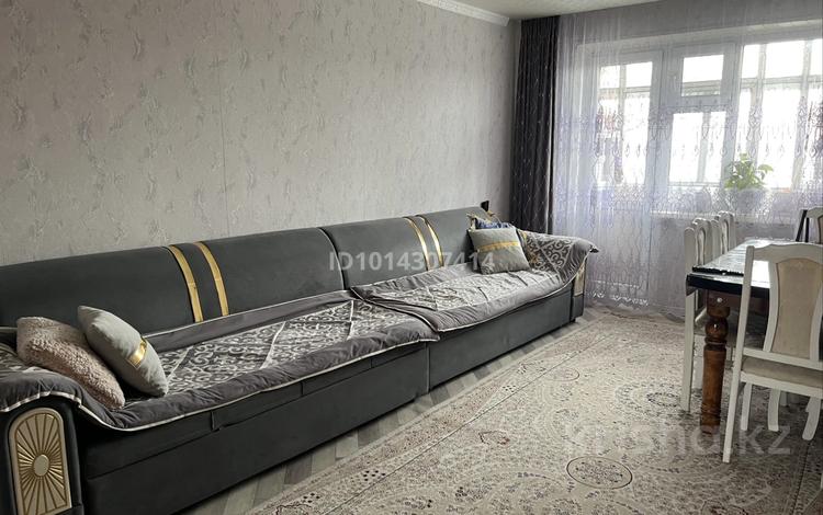 2-комнатная квартира · 45 м² · 4/5 этаж, Майкудук, 14й микрорайон 19 за 10 млн ₸ в Караганде, Алихана Бокейханова р-н — фото 2