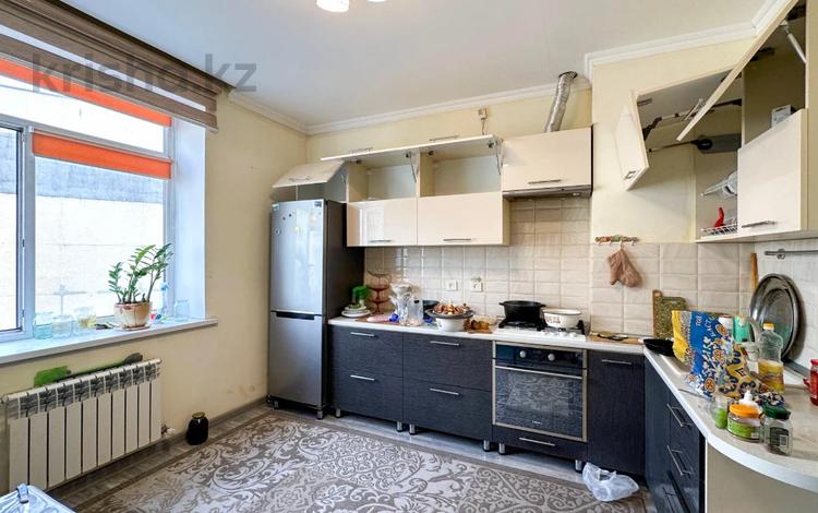 2-бөлмелі пәтер · 80 м² · 3/7 қабат, Жана Гарышкер 4д, бағасы: 40.4 млн ₸ в Талдыкоргане, мкр Жана Гарышкер — фото 10