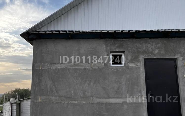 Жеке үй · 3 бөлме · 64 м² · 8 жүзд., ул. Алтын Бесик 9, бағасы: 12 млн ₸ в Жанакурылыс — фото 2