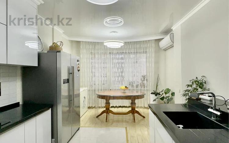 3-бөлмелі пәтер · 100 м² · 6/18 қабат, Навои 208 — Торайгырова, бағасы: 79 млн ₸ в Алматы, Бостандыкский р-н — фото 2