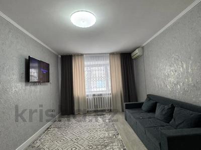 3-комнатная квартира · 63 м² · 1/5 этаж, Камзина 14 за 20 млн 〒 в Павлодаре