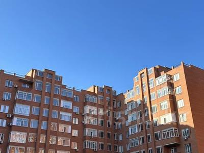 1-комнатная квартира, 55 м², 7/9 этаж, Камзина 41/1 за 20 млн 〒 в Павлодаре