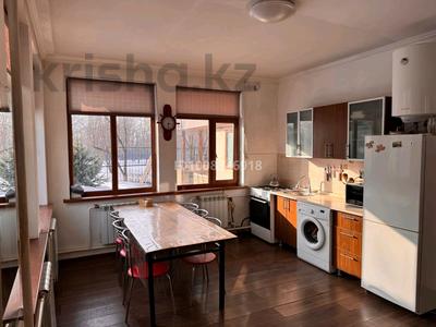 Дом · 4 комнаты · 120 м², Ромашка 70 за 60 000 〒 в Есик