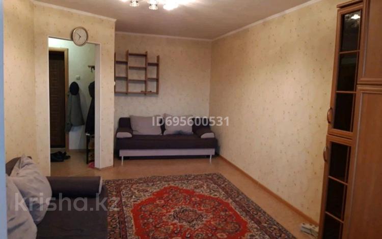 1-комнатная квартира, 38 м², 4/5 этаж помесячно, Гашека 1б