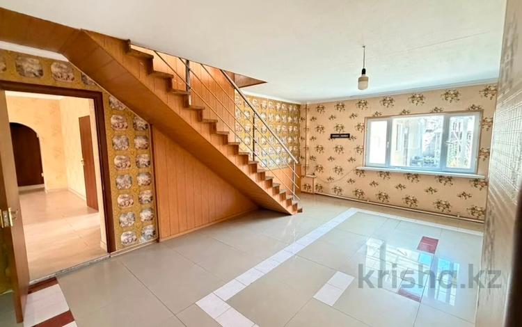 Жеке үй · 13 бөлме · 400 м² · 6 жүзд., Айгерім-1 ш/а., Банберина 145, бағасы: 70 млн ₸ в Алматы, Алатауский р-н — фото 5