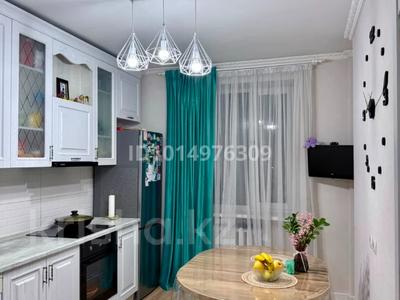 3-бөлмелі пәтер · 86.4 м² · 12/14 қабат, Б. Момышулы 14 — ТД Рахмет, ресторан Туран, парк Жеруйык, бағасы: 41.9 млн ₸ в Астане, Алматы р-н