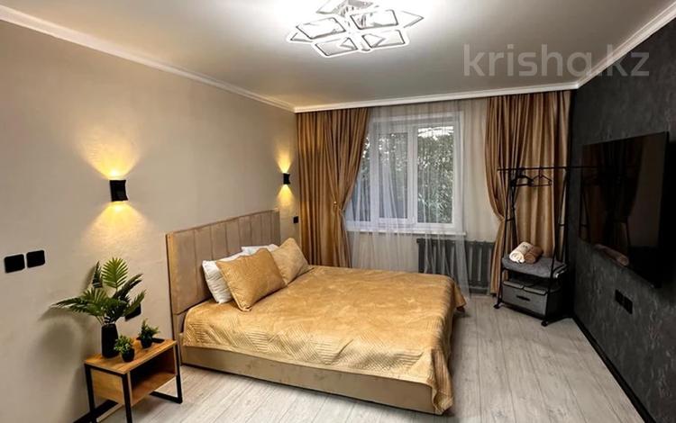 1-комнатная квартира · 35 м² · 1/5 этаж, Казахстанской правды 70 — ТРЦ Достыкмолл за 16 000 ₸ в Петропавловске — фото 2