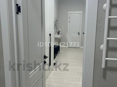 2-комнатная квартира · 74 м² · 9/9 этаж, 17-й микрорайон, 17 мкр. 26 за 46 млн ₸ в Шымкенте, Аль-Фарабийский р-н