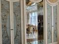 4-бөлмелі пәтер · 260.8 м² · 2/10 қабат, Достык 132, бағасы: 280 млн ₸ в Алматы, Медеуский р-н — фото 21