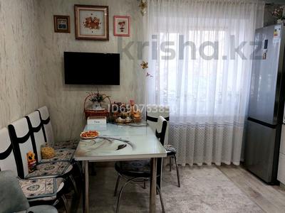 Отдельный дом • 5 комнат • 240 м² • 8 сот., Радиозавод — Рамат метро за 160 млн 〒 в Павлодаре