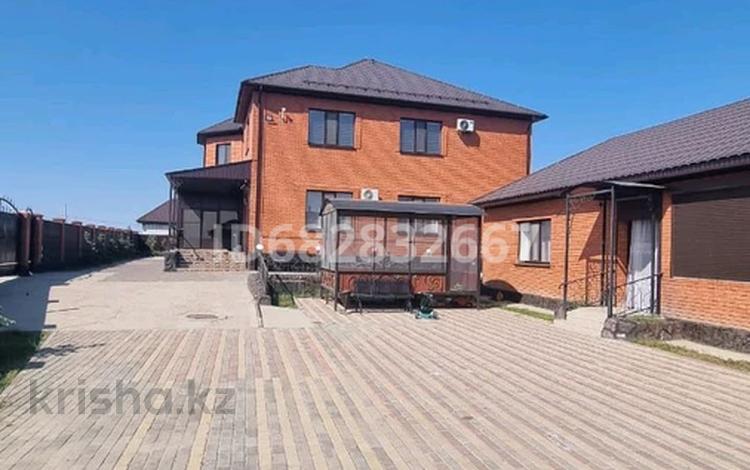 Отдельный дом · 7 комнат · 695 м² · 19 сот., мкр. Алтын орда, Мкр. Батыс-2 50 — Гульдер за 120 млн ₸ в Актобе — фото 2