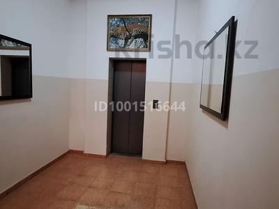 3-бөлмелі пәтер · 92 м² · 2/5 қабат, А.Молдагуловой 25, бағасы: 37 млн ₸ в Уральске