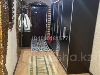 7-комнатная квартира · 200 м² · 3 этаж, Бабажанов 12 за 70 000 〒 в Астане, Есильский р-н