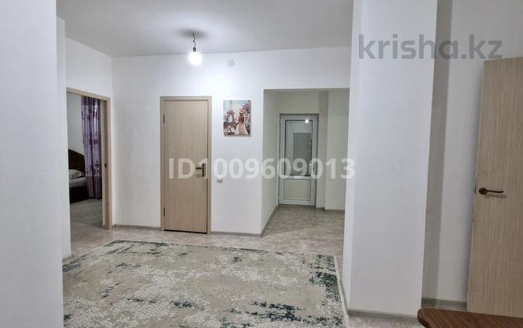 3-комнатная квартира · 90 м² · 2/12 этаж, 9-я улица за 15 000 〒 в Туркестане — фото 6