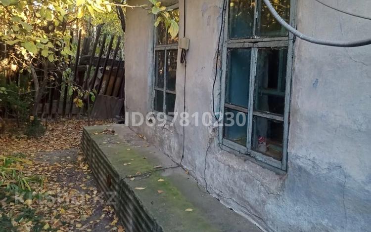 Отдельный дом · 2 комнаты · 49 м² · 5.58 сот., Шелехова 30 за 5.2 млн 〒 в Усть-Каменогорске — фото 2