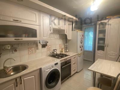 Продажа квартир в Западно-Казахстанской обл.: 3-комнатная квартира · 53.1 м² · 3/5 этаж, мкр Северо-Восток 36 за 12 млн 〒 3-комнатная квартира · 53.1 м² · 3/5 этаж, мкр Северо-Восток 36 за 12 млн 〒 в Уральске