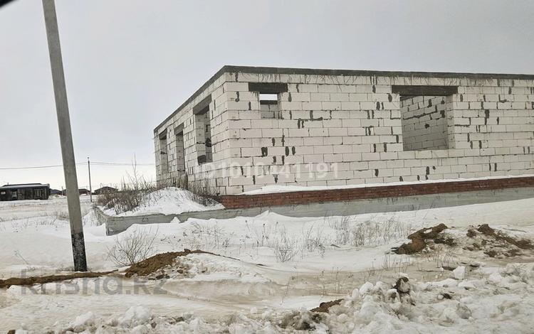 Отдельный дом · 5 комнат · 240 м² · 10 сот., Участок 580 580 за 14 млн ₸ в Актобе, жилой массив Рауан — фото 2